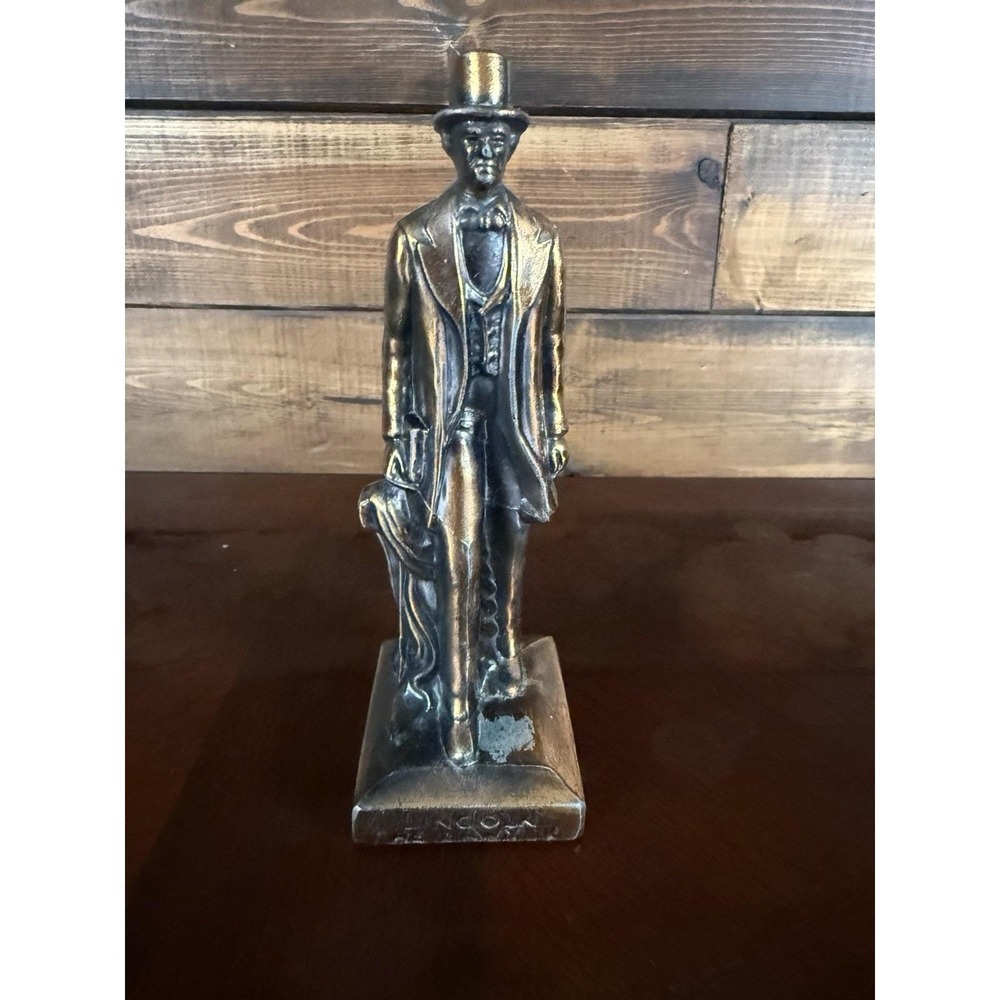 Vintage 1957 L.A. Fleck "Lincoln the Lawyer" Spelter Metal Figurine Statue 6"